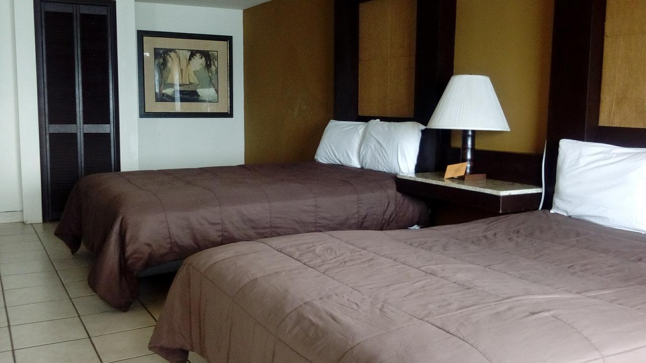 Hotel Calafia Rosarito Buitenkant foto