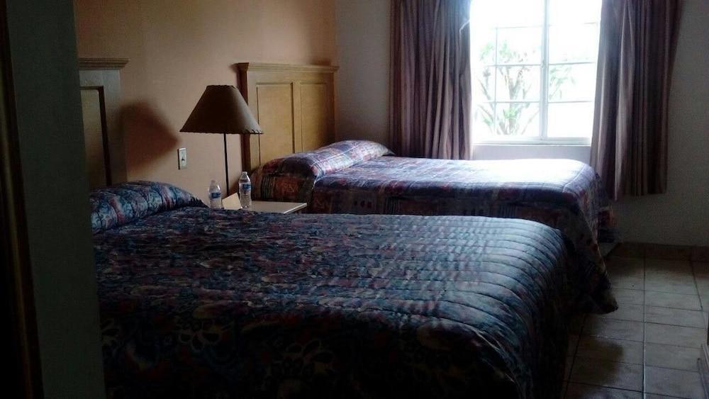 Hotel Calafia Rosarito Buitenkant foto